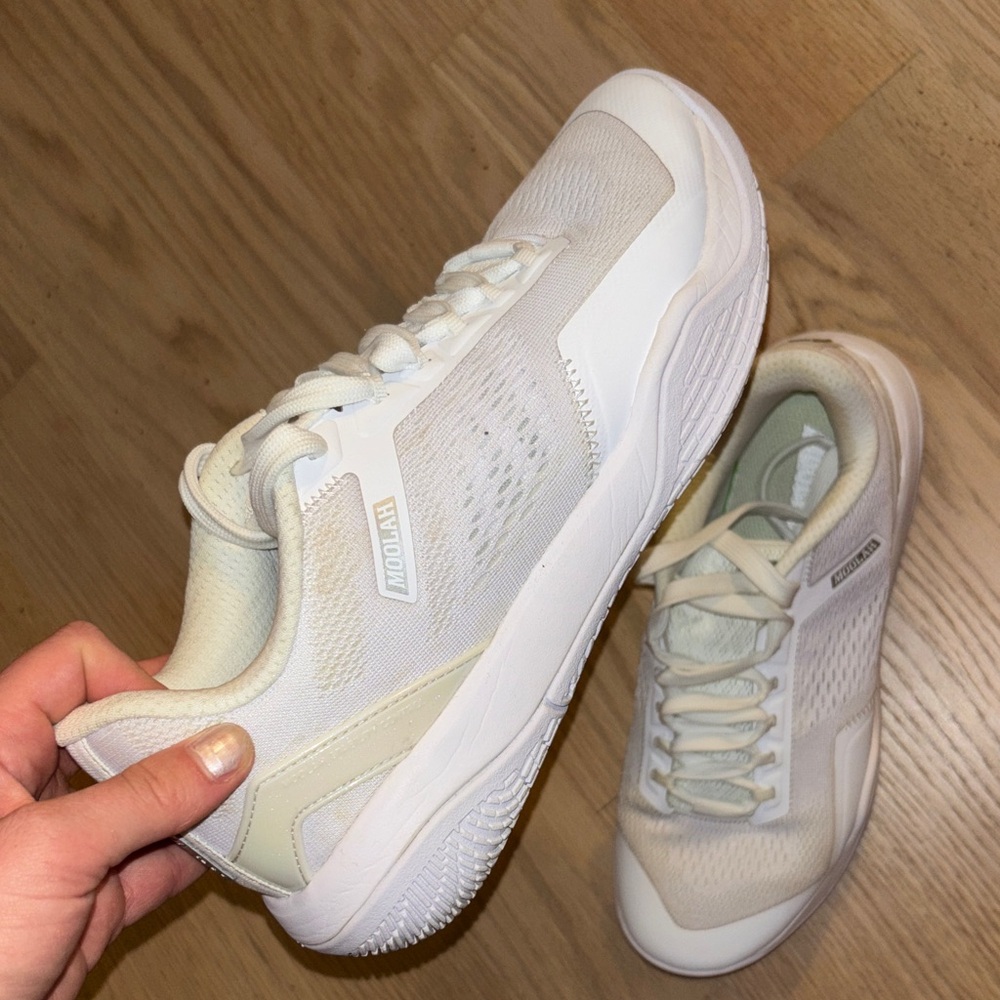 MOOLAH Kick’s Women's Basketball or tennis White Sneakers